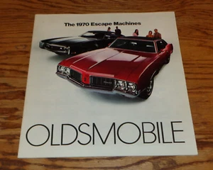 1970 Oldsmobile Full Line Deluxe Sales Brochure 10/69 Toronado 442 Cutlass - Picture 1 of 2