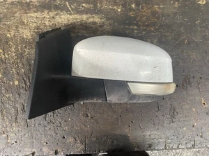 Espejo retrovisor lateral para pasajero Ford Focus MK3 5 puertas 2011-2018 en blanco congelado - Imagen 1 de 4