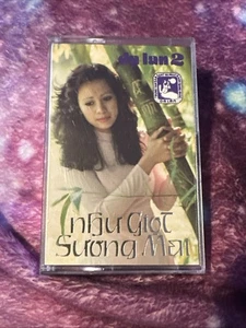 Vietnamese Cassette 1983: NHU GIOT SUONG MAI Ngoc Lan,Khanh Ly,Le Thu,Nhu Mai. - Picture 1 of 2