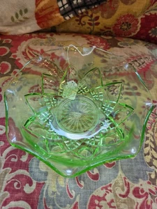 Hazel Atlas Diamond Arches Vintage grüne Glasschale um 1930. Neuwertig - Bild 1 von 3