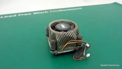 HP A6891-69001 PA-8700 650MHz 1.5MB Processor (A6891-62001) w/ Heatsink - Image 1 of 4