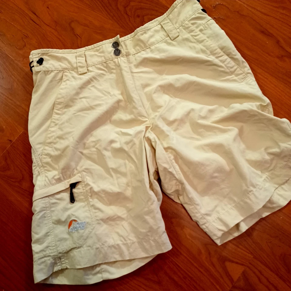 Pantalones Cortos Carga Caqui Beige Ventilados Nylon Bolsillos con Cremallera 10 Senderismo Aire Libre Ligeros Foto 1 de 4