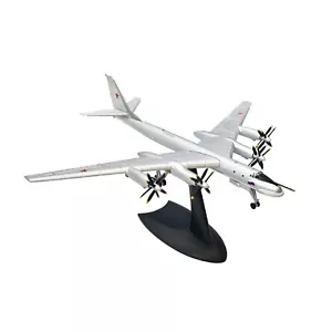 1:200 Tupolev Tu-95 Bear Type Strategic Bomber Airplane Military Aircraft Model - Foto 1 di 14