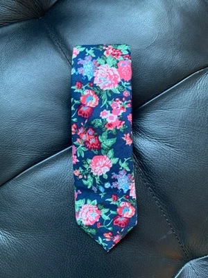 Corbata de pingüino 100 % algodón flores florales con azul delgado 2,15"x58" Foto 1 de 4