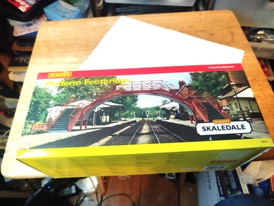 HORNBY SKALEDALE 00 GAUGE  R.8641 PLATFORM FOOTBRIDGE BOXED - Image 1 of 4