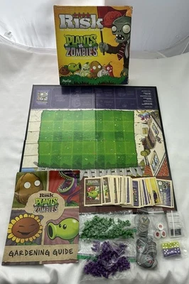 2013 Risk: Plants vs. Zombies Complete in Good Condition FREE SHIPPING - Image 1 of 4