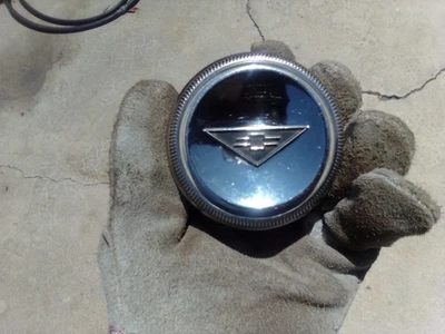 Chevrolet Corvair buzina botão nos fabricante de equipamento original 1965 1966 - Imagem 1 de 4