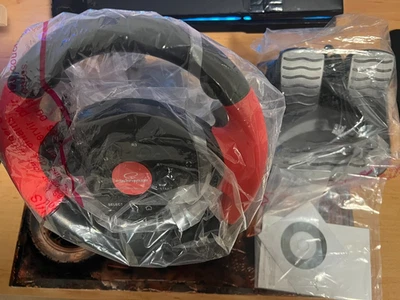 Esperanza EG103 Gaming Lenkrad PC/PSX/PS2/PS3 USB High Octane Schwarz/Rot - Bild 1 von 2