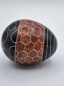Soap Stone Carved Egg, Made In Kenya - Picture 1 of 3
