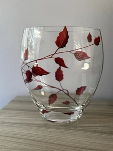 Nobile Art Glassware, 8 inch ~ 21 cm Contemporary Curved Ruby Leaf Glass Vase - Picture 1 of 6