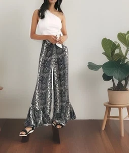 Ladies KIVARI Tangara Snake Skin Print Rayon Frill Hem Pants. Fits S-M. GUC - Picture 1 of 10