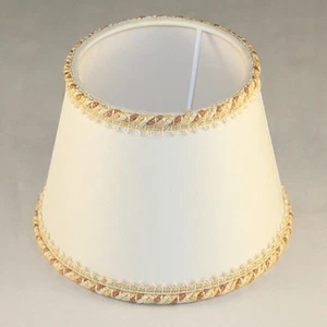 PARALUME IN TESSUTO BIANCO 35 CM CON CORDONCINO IN MERLETTO PER LAMPADARI - Picture 1 of 1