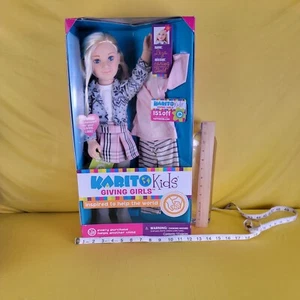 SELTEN NEU IM KARTON Karito Kinder Puppe Leza gibt Mädchen 2 Outfits blond blaue Augen realistisch - Bild 1 von 13