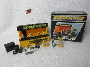 Scalextric C703 Vintage Pitstop and Crew with Tool Kit, Boxed - Picture 1 of 20