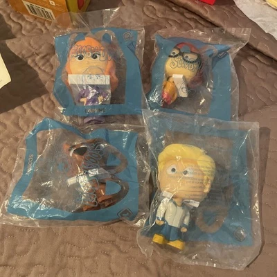 Scooby Doo Mcdonald's Toys 摇头公仔 Fred、Scooby、Velma、Daphne 2021 密封 — 第 1/4 张图片