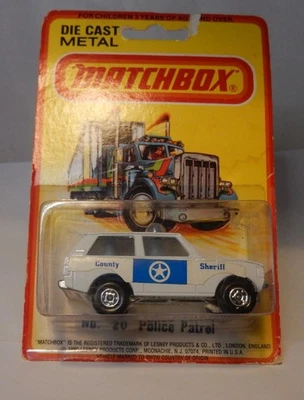 Matchbox MB20 Police Patrol Range Rover County Sheriff on USA Long Card - Image 1 of 2