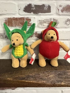 Disney Store POOH Anzieh Plüsch Puppen Mais & Apfel Neu aus altem Lagerbestand mit Original Etikett - lesen - Bild 1 von 9