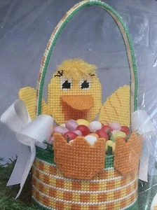 Kit de lona de plástico con punta de aguja de cesta de pato de Pascua nuevo en paquete - Imagen 1 de 8