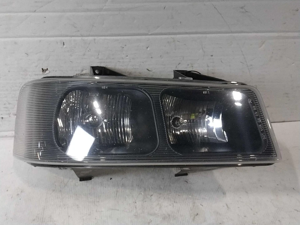 2021 Chevrolet Express 2500 Van Right Headlight Assembly - Used, White, OEM Foto 1 de 3