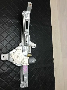 2008 JEEP PATRIOT LIMITED PASSENGERS REAR LEFT WINDOW REGULATOR MOTOR 05291805AA - Picture 1 of 5
