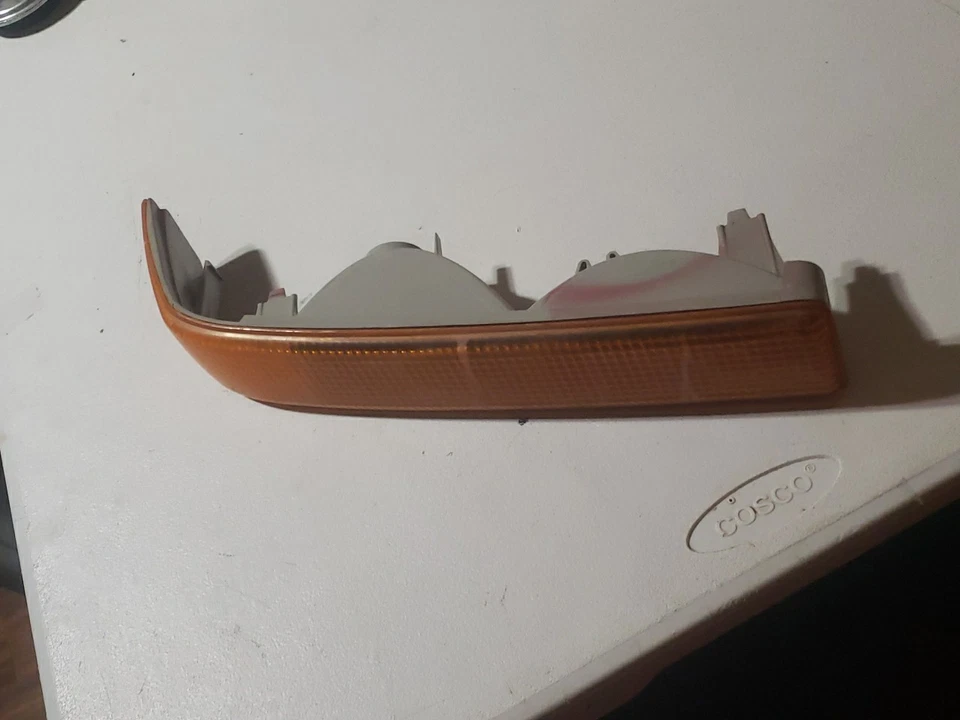 Genuino GM 1998-2002 Chevy/GMC S10, Blazer, Señal de giro Jimmy Park 15098269 Foto 1 de 4