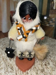 Vintage Fur Native American Eskimo Rattle Doll 6" With Stand - Picture 1 of 6