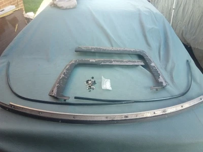 1993-96 Cadillac Fleetwood brougham vinyl top trim snd parts - Image 1 of 4