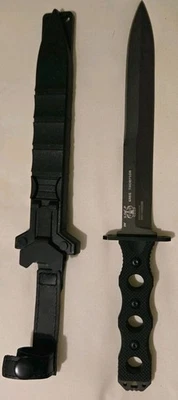 Benchmade 185BK-1 SOCP Fixed Blade Knife  being sold by DAT.  UGLYBOX!!! - Image 1 of 4