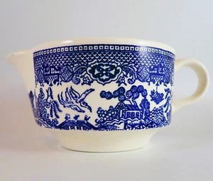 Royal China (USA) Blue Willow Creamer Cream Pitcher Willow Ware Taper Base - Picture 1 of 5