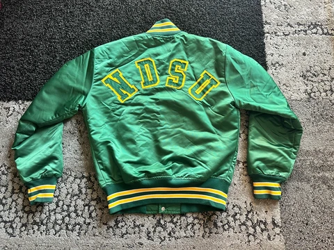 Vintage North Dakota State University NDSU Varsity Snap Coat Small Green Cover