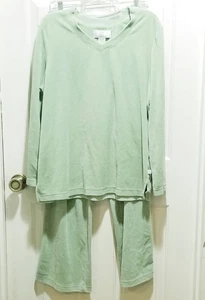 Karen Neuburger Velour Pajama Set Womens Large 2 Pc Lounge Sleepwear Green - Picture 1 of 12