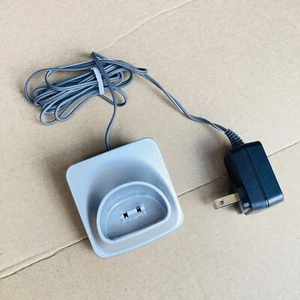 đ„Berceau de base de charge pour tĂ©lĂ©phone Panasonic PNLC1050 YA SILVER avec adaptateur PNLV233 - Photo 1/5