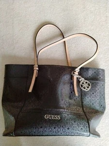  Guess handbag new, with pocket and zip closer, with logo - Picture 1 of 5