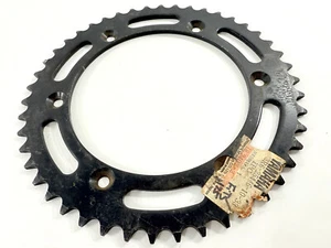 NOS YAMAHA IT 175 REAR SPROCKET 46T 3R6-25446-10-33 - Picture 1 of 3