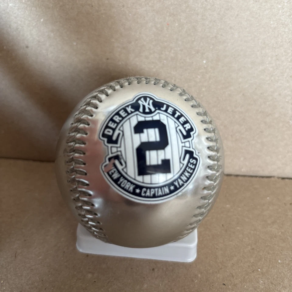 DEREK JETER NY NEW YORK YANKEES LOGO RAWLINGS PLATA BÉISBOL ⚾️ PELOTA Foto 1 de 3