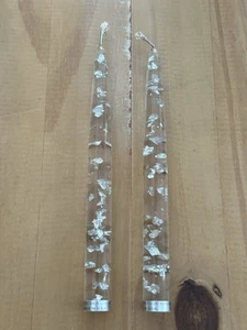 "2 velas transparentes Lucite vintage de mediados de siglo con manchas de plata usadas 8""" - Imagen 1 de 5