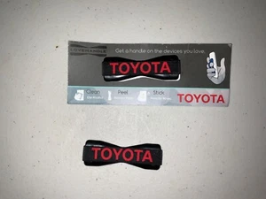 Toyota Cell Phone Holder Lot of Two - Photo 1 sur 2