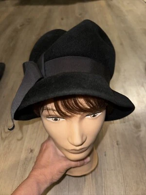 Sombrero de mujer de terciopelo negro Peachbloom vintage talla 23 fieltro de piel auténtico hecho en EE. UU. Foto 1 de 4