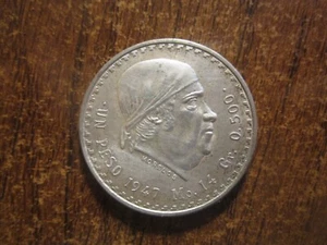 1947 MEXICO PESO - Picture 1 of 2