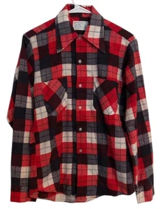 Camicia da lavoro vintage anni 70 JcPenney uomo rossa nera STATICA PLAID FLANELLA CACCIA TAGLIA SM - Foto 1 di 3