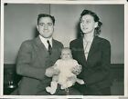 1940 Draft Resister Angelo Mongiore Freed From Detention House Court 7X9 Photo