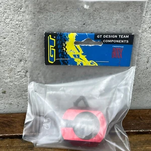 GT Seatpost Clamp 25.4 NOS Red Old School BMX 1990s Piston Dyno Freestyle OG 90s - Picture 1 of 8
