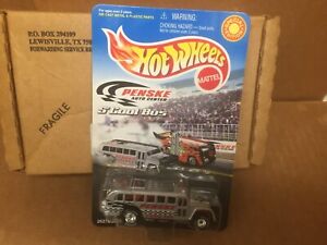 LIMITED ED HOT WHEELS SILVER PENSKE AUTO S'COOL BUS W/REAL RIDERS MAIL-AWAY MIB