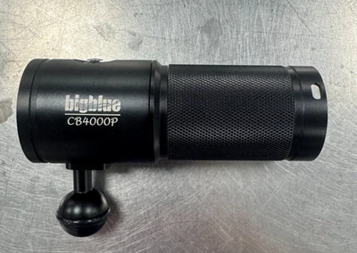 Luz de video/buceo BigBlue CB4000P X blanca cálida ancha con modo rojo - 4000 lúmenes Foto 1 de 4