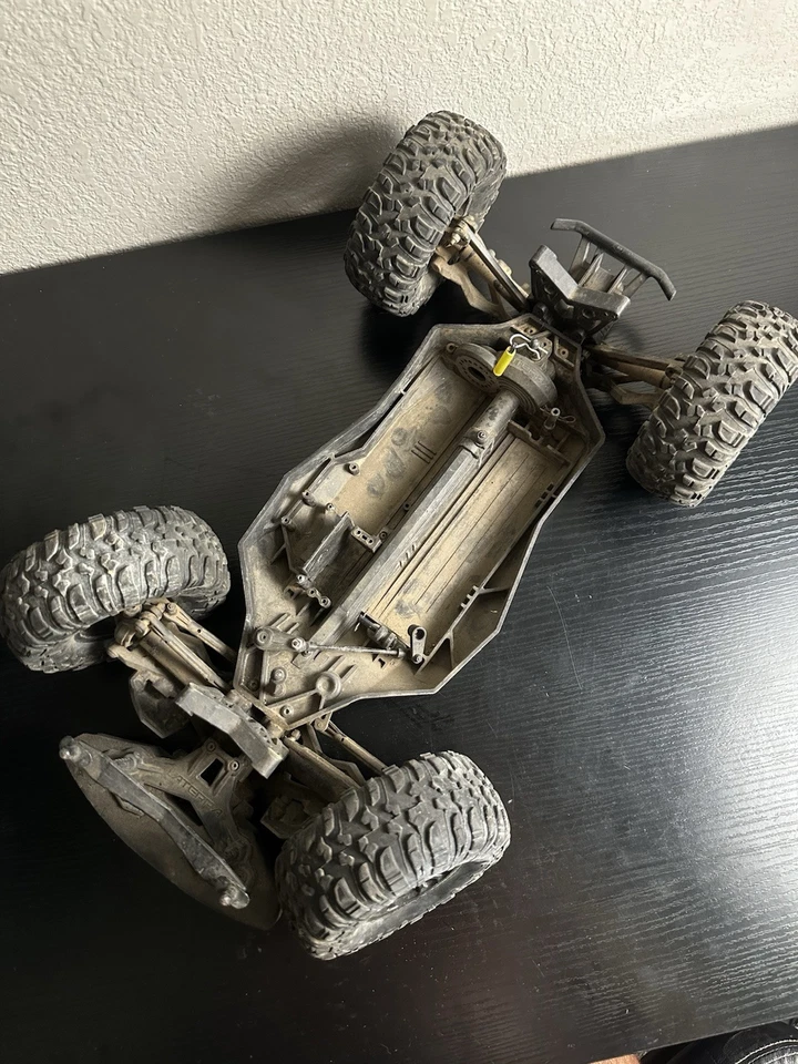 Martillos gemelos Vaterra 1/10 Rock Crawler Racer 4x4 Foto 1 de 4
