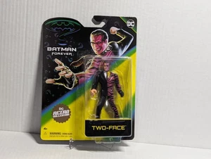 Two-Face Batman Forever DC Retro Collection Figur Spin Master Target Exclusive - Bild 1 von 2
