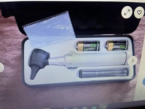 5th Gen Dr Mom Professional Otoscope - Full-Size w/hard case & ear tips NEW! - Picture 1 of 3