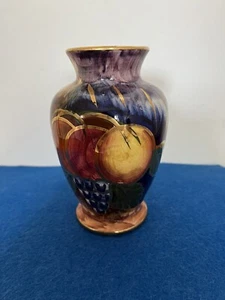 Small Oldcourt Wate Lustre Vase. - Picture 1 of 7