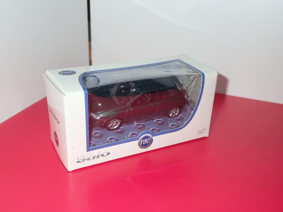 FIAT STILO NOREV SCALA 1:43  VERDE - Immagine 1 di 1