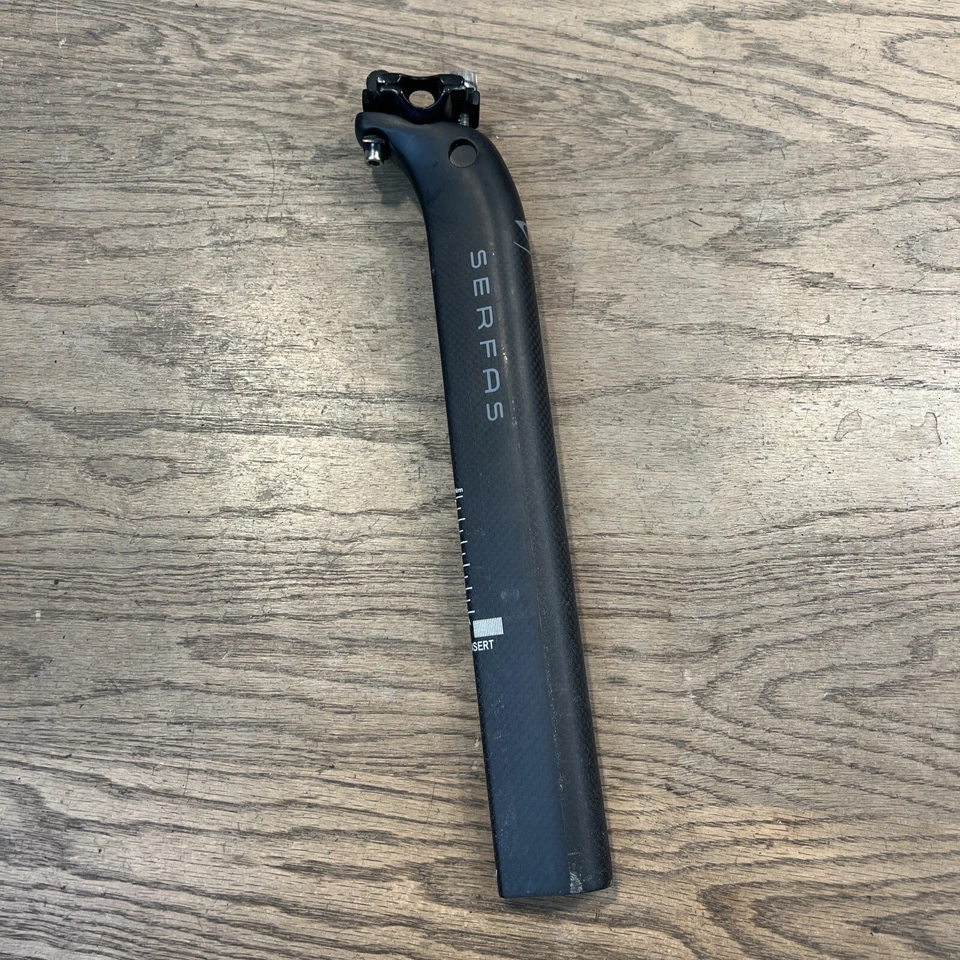 Tija de sillín Serfas Aero carbono 2 cm retroceso 345 mm Foto 1 de 4